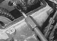  Головка блока цилиндров Mercedes-Benz W124