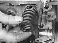  Разбор головки блока цилиндров Mercedes-Benz W124