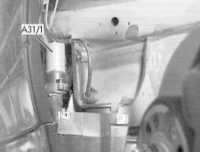  Расположение основных элементов автоматической системы кондиционирования воздуха Mercedes-Benz W140