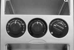 10.13.8 Замена переключателя режимов работы электровентилятора отопителя